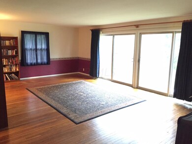 305 Woods Run Dr, Newark, OH 43055 - photo 2