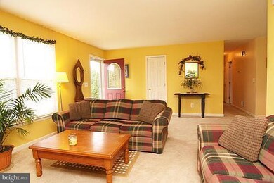 1149 Martin Dr, Westminster, MD 21157 - photo 3