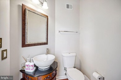 15207 Torbay Way, Woodbridge, VA 22191 - photo 4