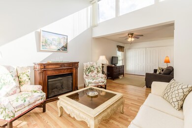 2561 Boundbrook Blvd 204-14