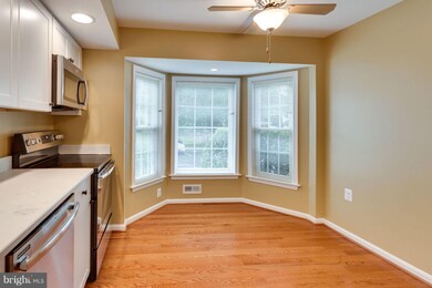 6028 Ticonderoga Ct, Burke, VA 22015 - photo 4