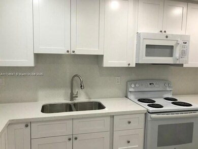PLENTY OF CABINET SPACES