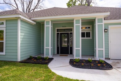 921 Marcolin St, Houston, TX 77088 - photo 2