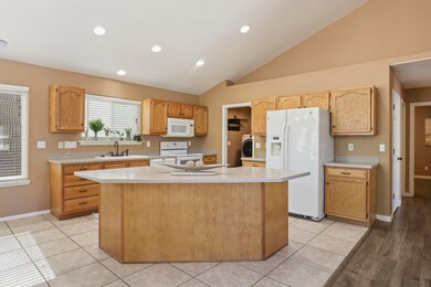 214 N Stagecoach Pass, Payson, AZ 85541 - photo 4