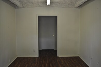 2306 Sledge St, Waller, TX 77484 - photo 5