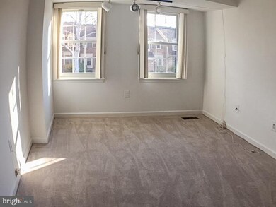 11306 Empire Ln, Rockville, MD 20852 - photo 6