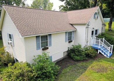 23 School St, Dexter, ME 04930 - photo 4