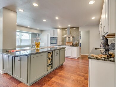 2420 NW 120th St, Oklahoma City, OK 73120 - photo 2