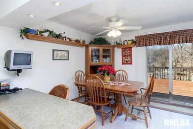 2316 Olympia Dr, Bettendorf, IA 52722 - photo 3