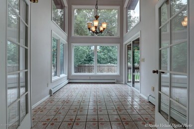Light bright sun room
