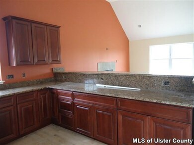 250 Plattekill Rd, Marlboro, NY 12542 - photo 3