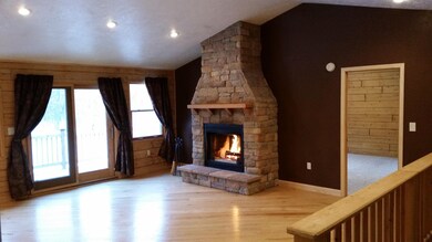 6950 Sweeter Living Area