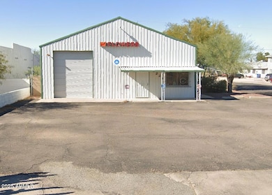 2226 S Coconino