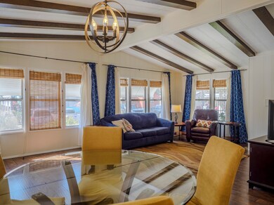 Living Room 4