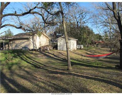 1804 Shadowwood Dr, College Station, TX 77840 - photo 4