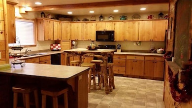 4-2804573-Kitchen