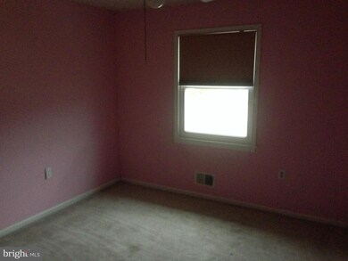 6016 Liberty Bell Ct, Burke, VA 22015 - photo 5