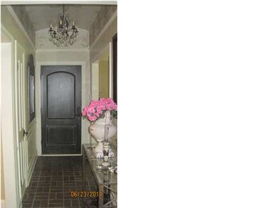 ENTRY/FOYER WITH CUSTOM PAINTED CEILING DETAIL