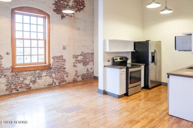 Studio 304
