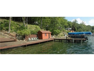 Waterfront/Dock/Pier