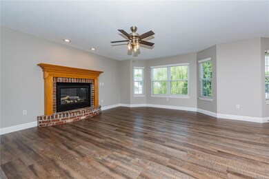 4 W Huntington Dr, Maryville, IL 62062 - photo 6