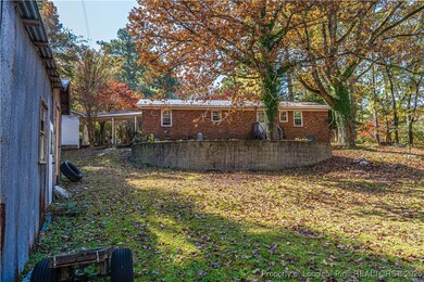 806 Currie St, Carthage, NC 28327 - photo 5