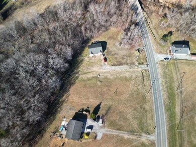 1291 Old Lexington Rd, Winston-Salem, NC 27107 - photo 4