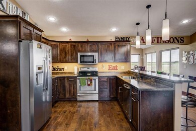 1213 38th St, Spirit Lake, IA 51360 - photo 4