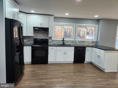 1910 River Rd, Burlington, NJ 08016 - photo 5