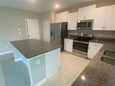 31688 Sun Kettle Loop, Wesley Chapel, FL 33545 - photo 7