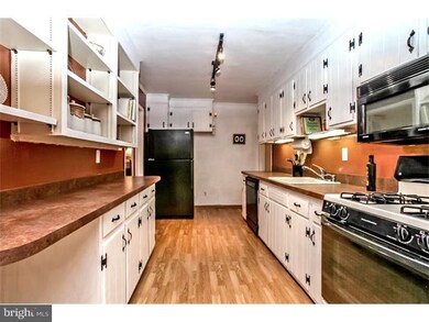 415 Osborne Ln, Wallingford, PA 19086 - photo 4