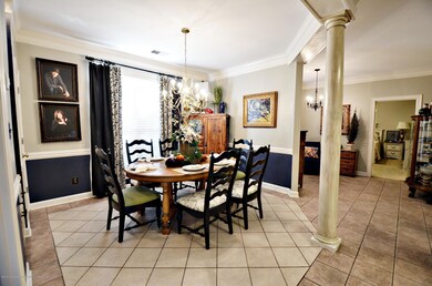 Dining room1