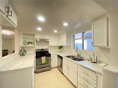 156 W Walnut Ave unit A, Rialto, CA 92376 - photo 7