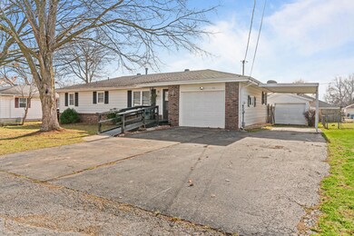 114 W Mcconnell St, Nixa, MO 65714 - photo 3