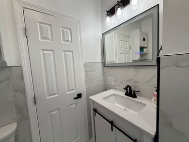 15 Linwood St unit 1, Saugus, MA 01906 - photo 4