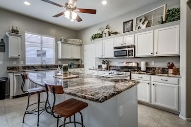 1772 E Flintlock Way-19