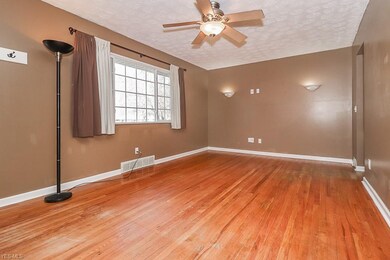 293 Thelma Dr, Sheffield Lake, OH 44054 - photo 3