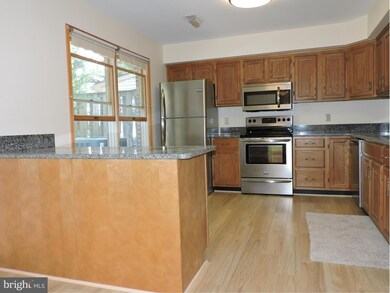 17920 Clubhouse Dr, Hagerstown, MD 21740 - photo 7