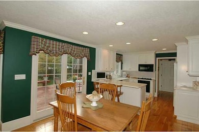 809 37th St, West Des Moines, IA 50265 - photo 6