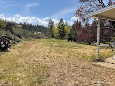 31884 Phillips Ln E, Davenport, WA 99122 - photo 4