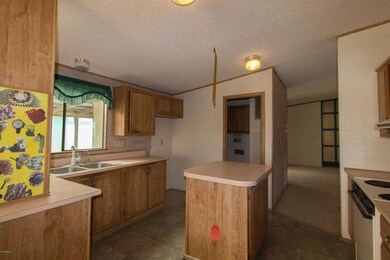 Kitchen with Island