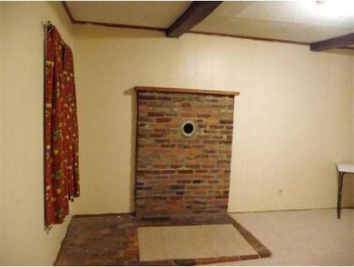 38 Greenwich Plns Rd, Ware, MA 01082 - photo 6