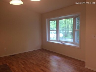 106 Flicker Ct, Blakeslee, PA 18610 - photo 2