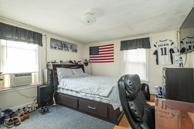 14 4th St unit 1, Medford, MA 02155 - photo 4
