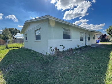 1748 SE Monroe St, Stuart, FL 34997 - photo 3