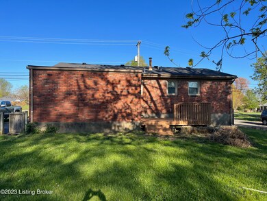 9322 Fairground Rd, Louisville, KY 40291 - photo 5