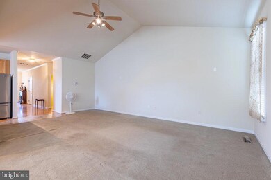 3063 Sundown Dr unit 41, Chambersburg, PA 17202 - photo 4