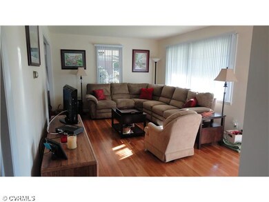 Living Room - Plenty of space for entertaining.