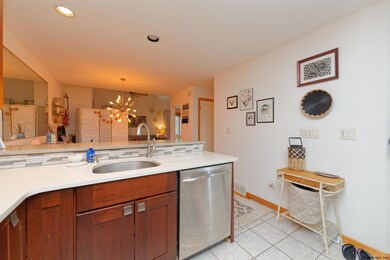 7515 Antoinette Ct, Schenectady, NY 12303 - photo 5