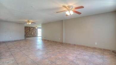 004 Formal Living